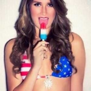 Meet your Posher, Lynnae